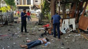 Bom Bunuh Diri Meledak di Depan Gereja Santa Maria Surabaya