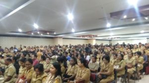 Ratusan Tenaga Honorer Kota Kupang Datangi Gubernur NTT