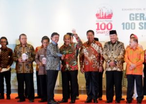 Wali Kota Kupang Terima Penghargaan Award Gerak Menuju 100 Smart City 2019