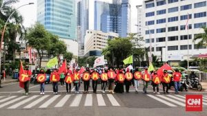 Ribuan Massa Buruh Kembali Gelar Unjuk Rasa Tolak Omnibus Law