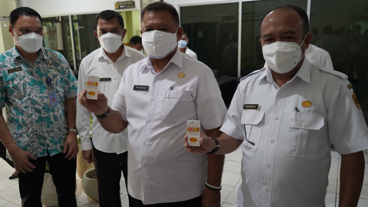 Dalam rangka memperingati Hari Anti Narkoba Internasional (HANI) yang dirayakan beberapa hari lalu, kurang lebih 43 pejabat dan ASN di lingkup Pemerintahan Kota Kupang menjalani tes urine.