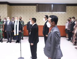 Wagub Nae Soi Lantik Pejabat Pimpinan Tinggi Pratama Lingkup Pemprov  NTT