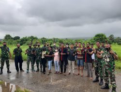 Mahasiswa Pro Demokrasi E.L dan TNI AU Reboisasi Lahan di Bukit Cinta Kupang.
