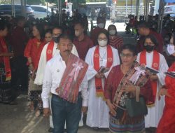 Penjabat Wali Kota Kupang Hadiri Ibadah Emeritasi dan Perhadapan Pendeta