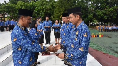Penjabat Wali Kota Serahkan 423 SK bagi P3K Kota Kupang